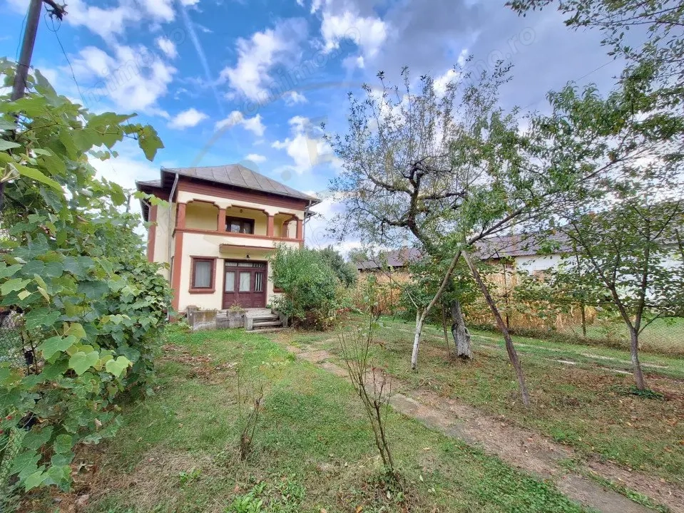  Casă cu farmec Neoromânesc – Pietroșani, Argeș