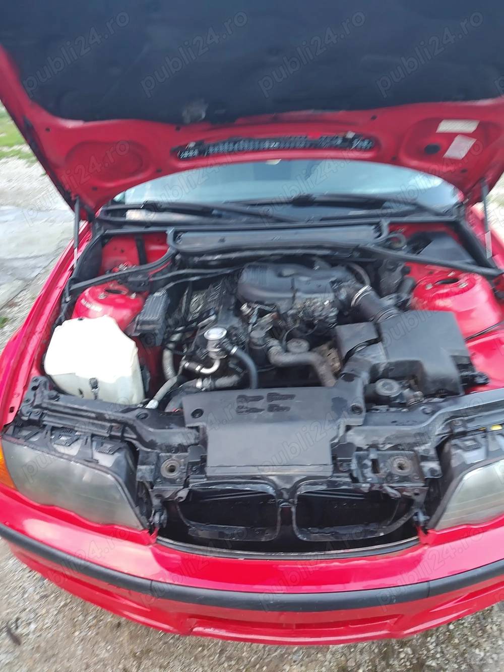 Vând bmw 318i în stare perfecta de functionare