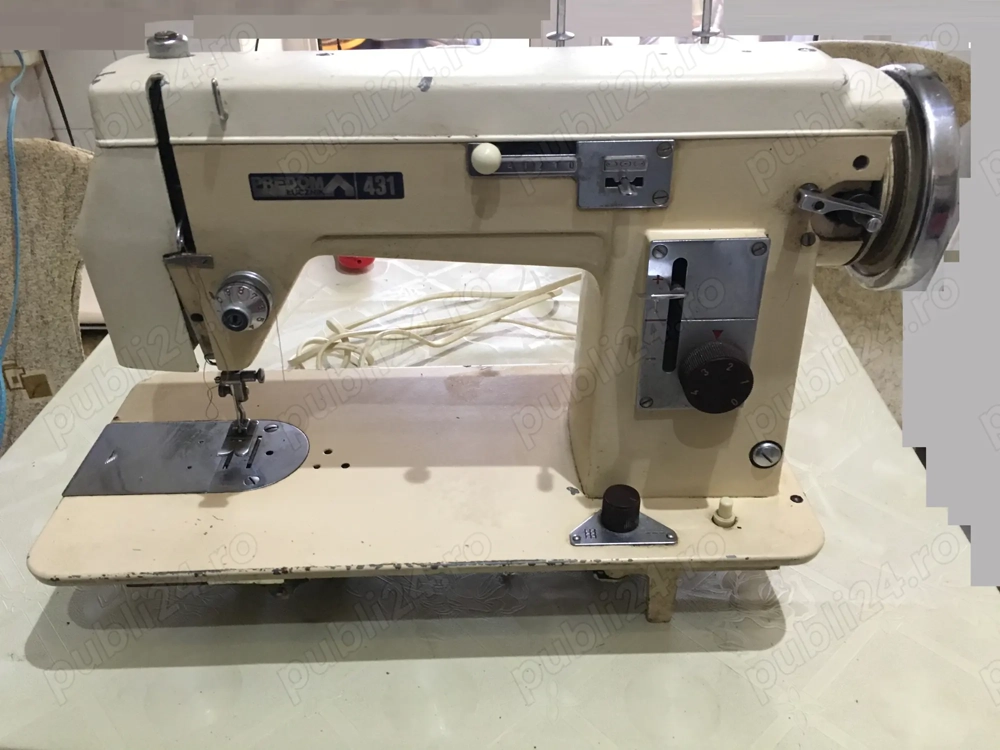 Masina de cusut,  pentru piese .