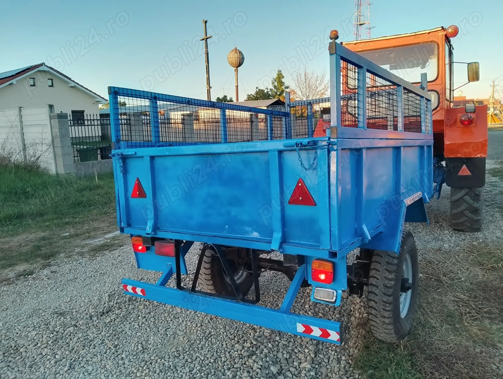 Vând remorca agricola 