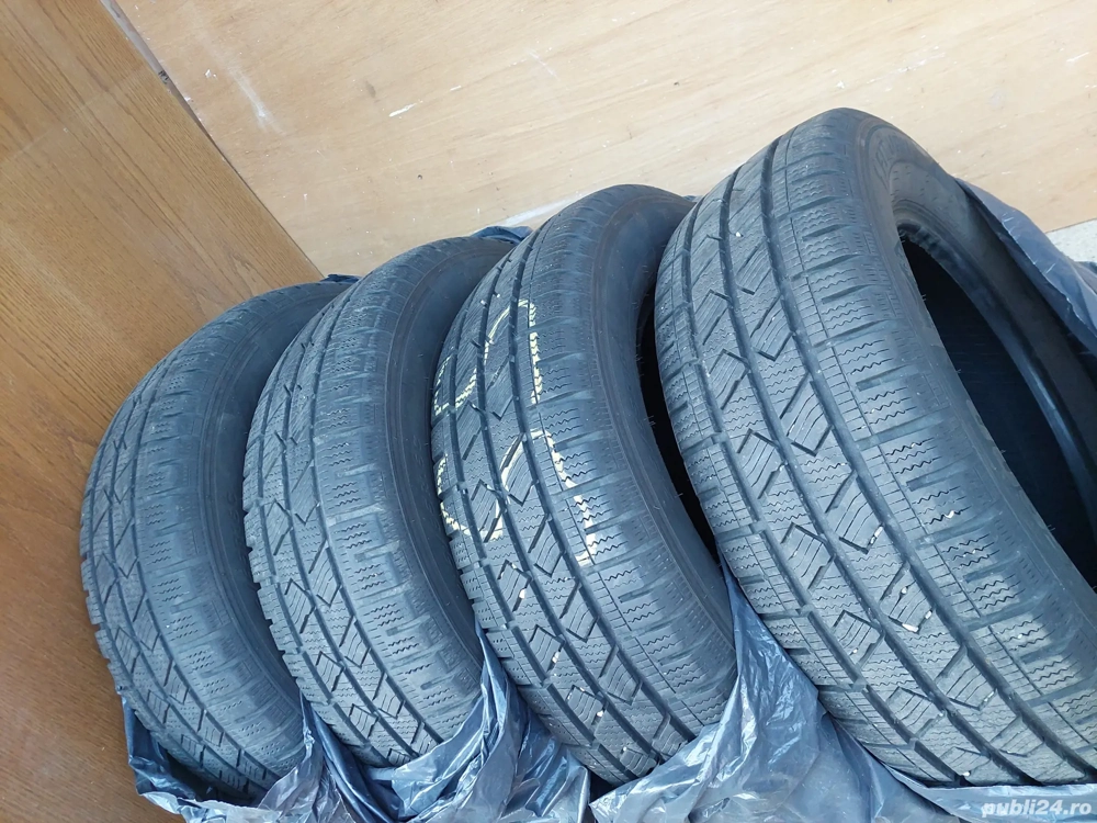 Set anvelope iarnă 215 65R16C 