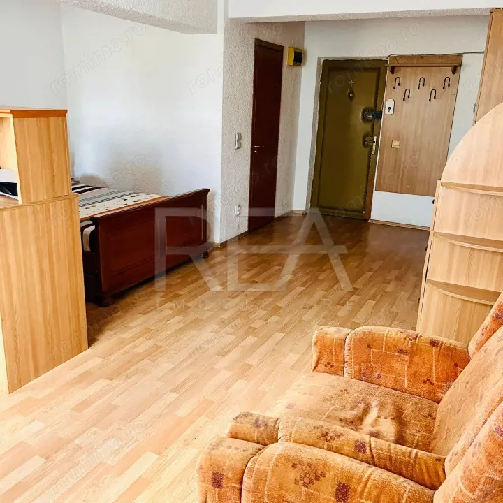 Garsonieră Andronache – mobilată, utilată, 32 mp