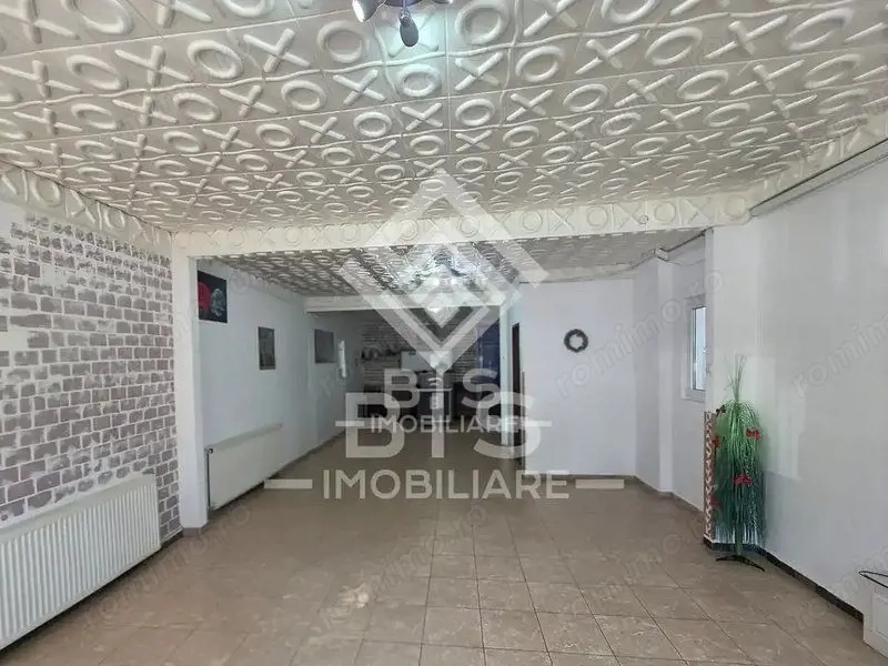 SPATIU COMERCIAL ZONA INDEPENDENTEI SPATIU COMERCIAL ZONA INDEPENDENTEI