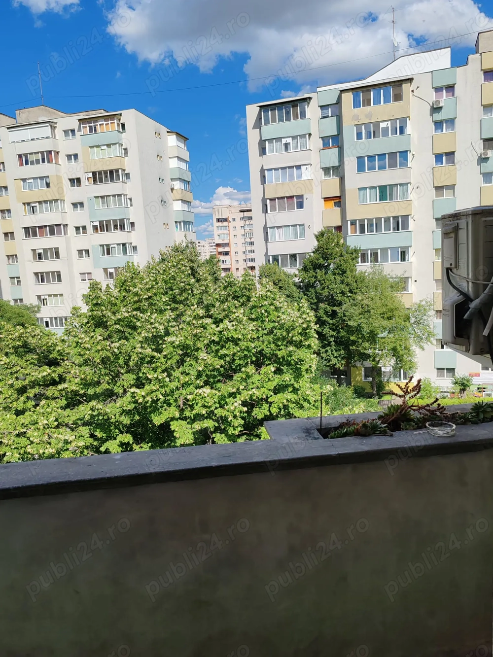 Apartament cu 3 camere 