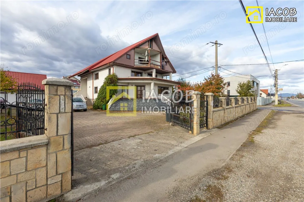 Casa S+P+1+M in localitatea Savinesti, jud. Neamt