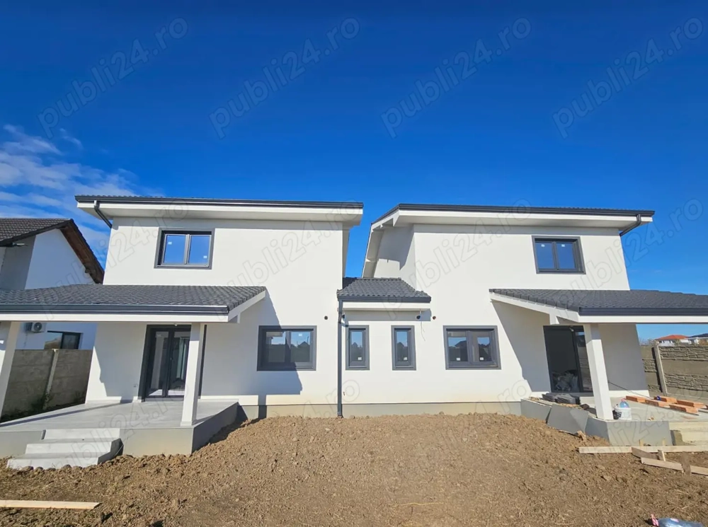 Duplex nou, P+E, 1 apartament la cheie, 1 la gri pe interior, Moșnița Veche, comision 0% Duplex nou, P+E, 1 apartament la cheie, 1 la gri pe interior, Moșnița Veche, comision 0%