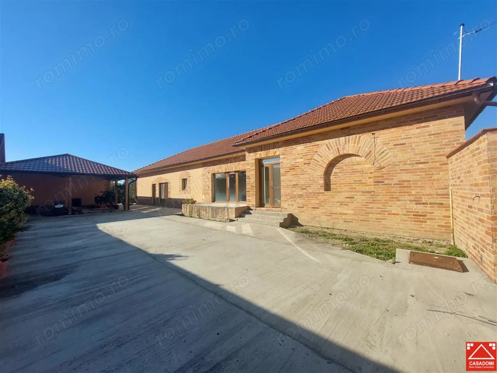 Casa frumoasa in Chisineu Cris