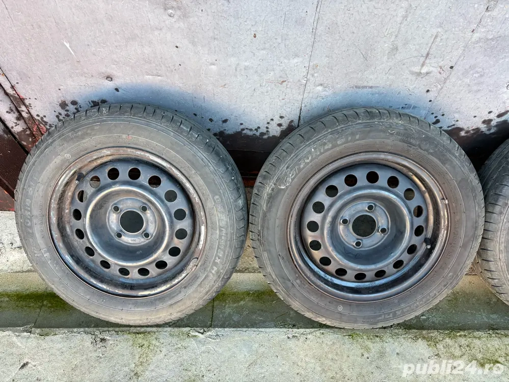 Vând jante cu anvelope de vară 165/70/14
