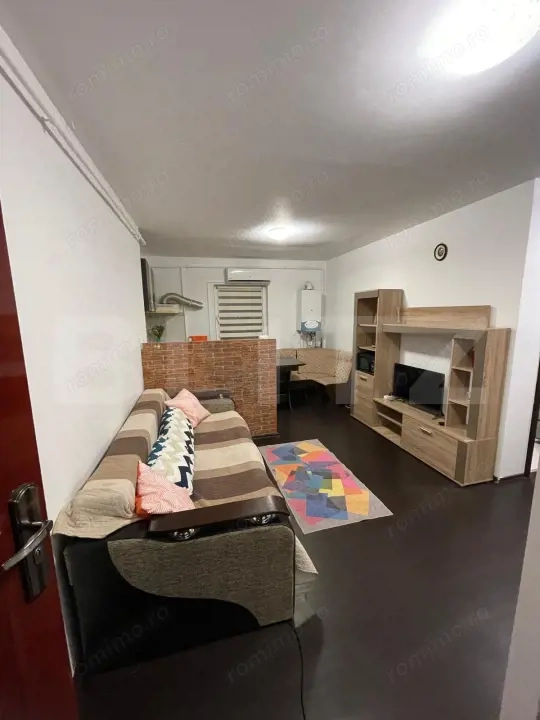 Garsoniera decomandata, 39 mp, zona George Enescu