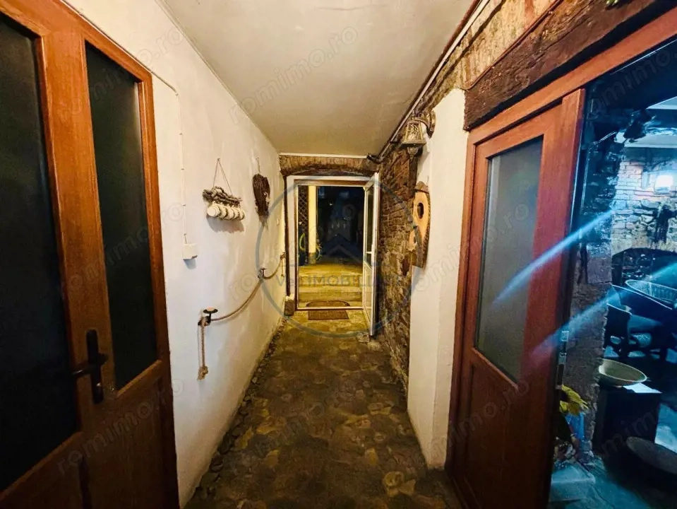 Oportunitate- Casă în zonă centrală 218mp