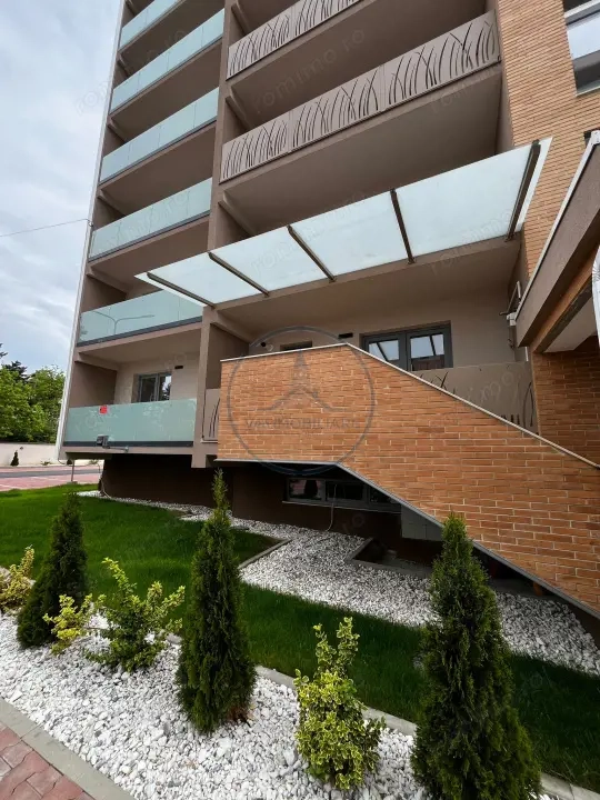  Spațiu comercial de vânzare – zonă ISU, Bistrița