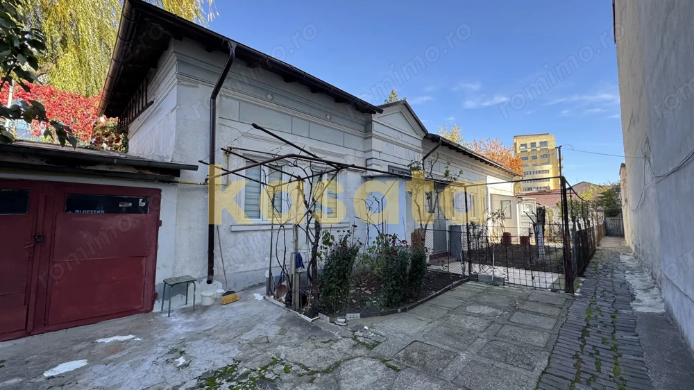 Casă | Polonă | Teren 424mp | 2 Băi | Garaj | Casă | Polonă | Teren 424mp | 2 Băi | Garaj |