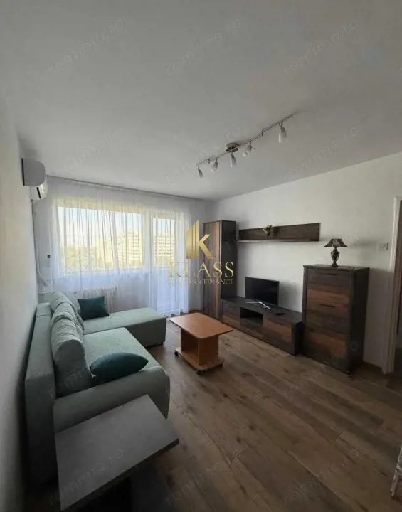 Apartament 2 camere semidecomandat - prima inchiriere - Piata Minis Apartament 2 camere semidecomandat - prima inchiriere - Piata Minis