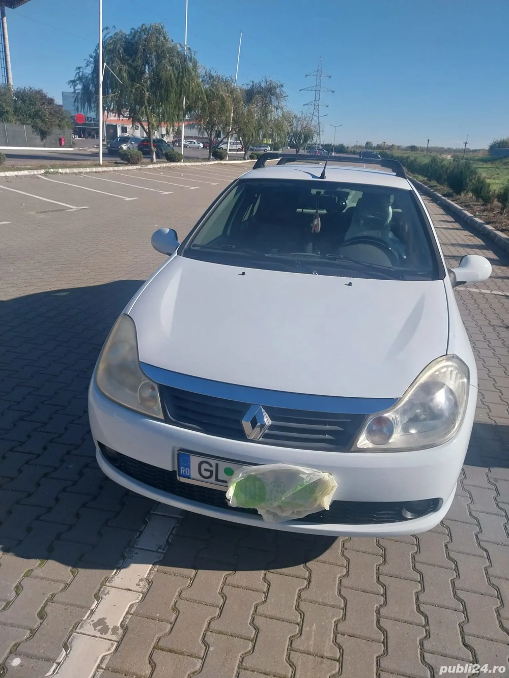 Vand Renault  symbol 