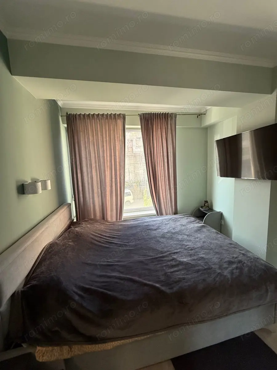 Garsoniera de inchiriat in zon Gorjului cu centrala proprie 