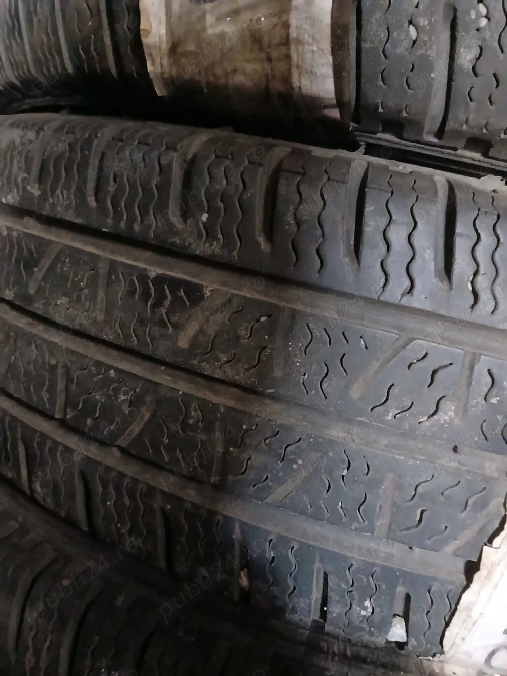 Cauciucuri iarna Pirelli 195/75 R16C Cauciucuri iarna Pirelli 195/75 R16C