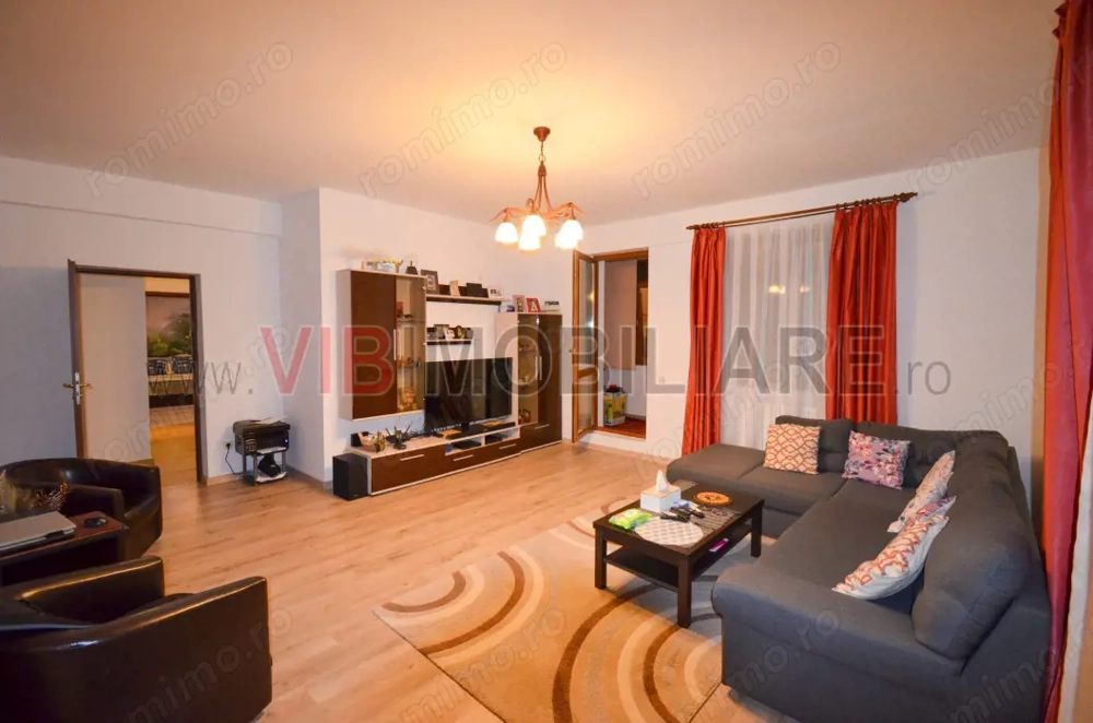 Apartament 3 camere | 122 mp | renovat | parter | Cartierul Latin | 