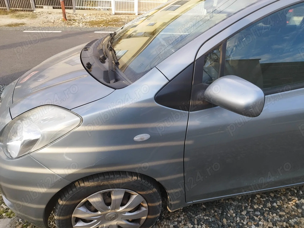 Vand Toyota Yaris 2008 Vand Toyota Yaris 2008