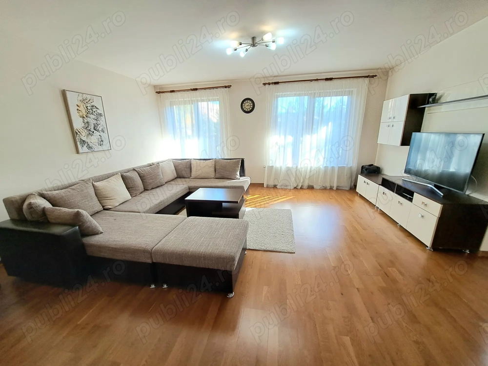 Casa spatioasa si luminoasa in zona centrala