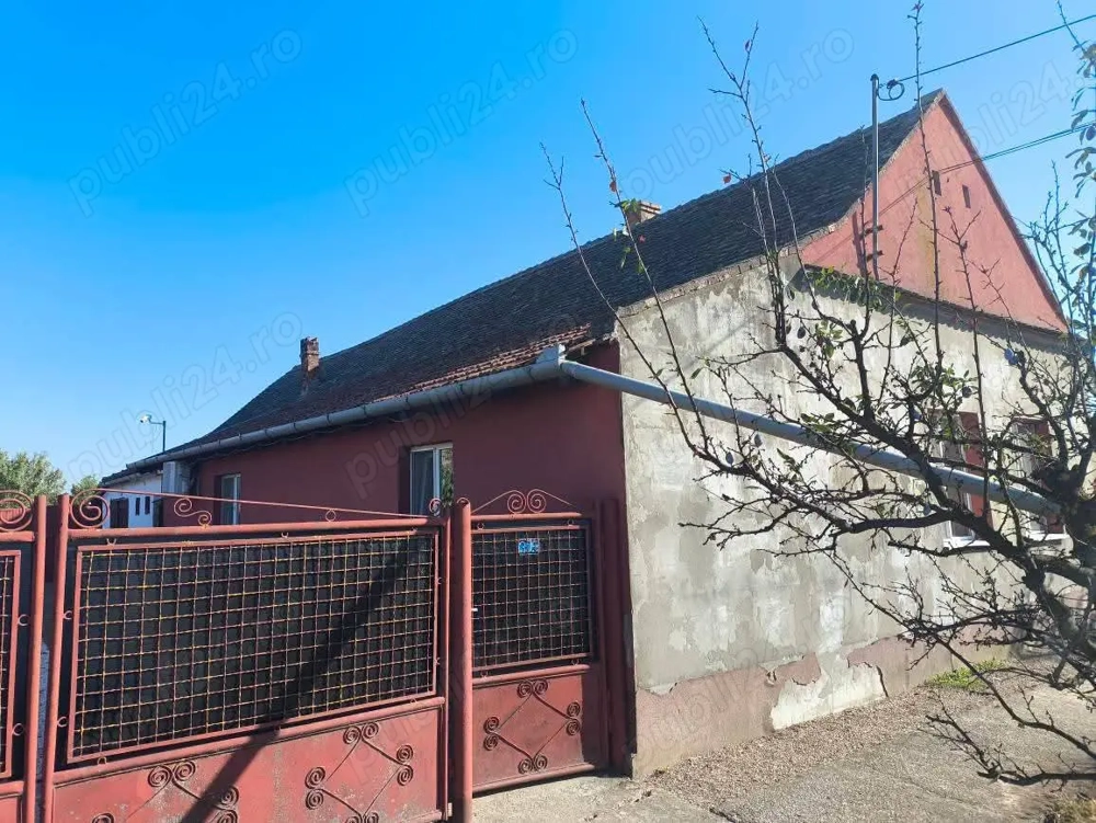 Casa de vanzare la Cenad