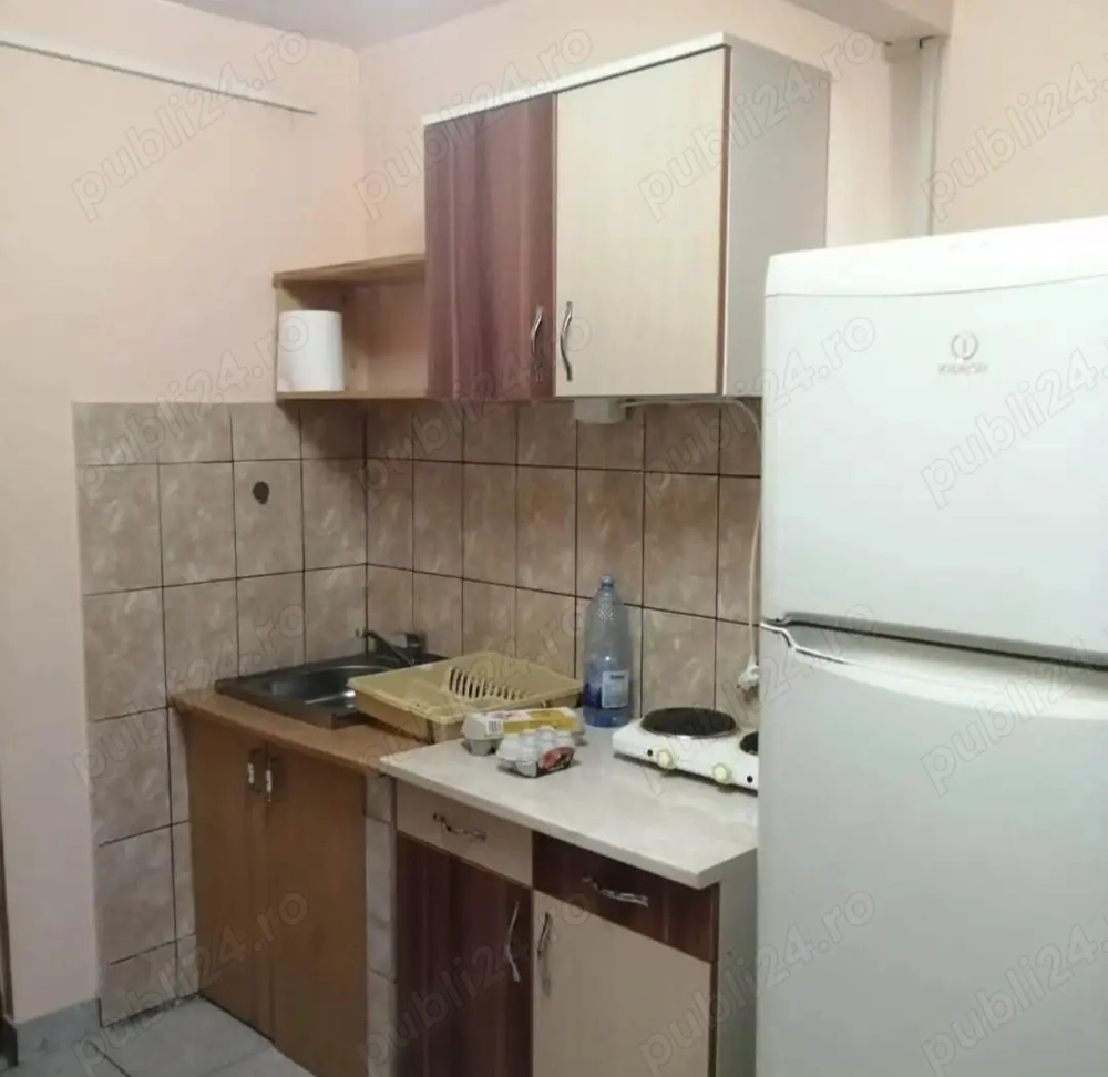 Chirie garsoniera în micro 17