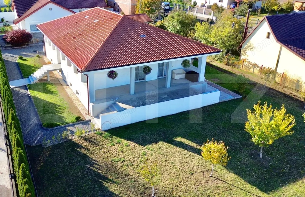 Casă elegantă, design mediteranean, demisol + parter, garaj, 1200 mp teren