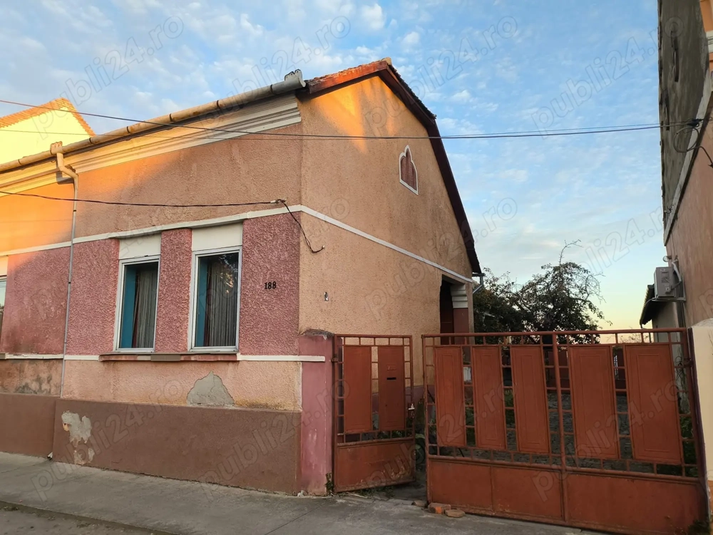 Casa de vanzare la Tomnatic