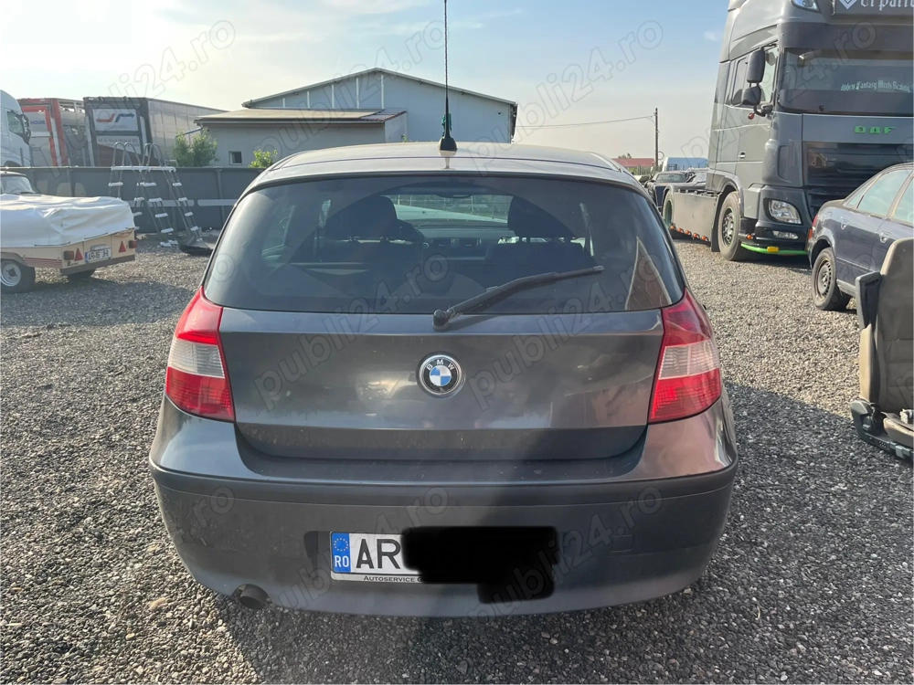 Autoturism BMW 2005 benzină  Autoturism BMW 2005 benzină