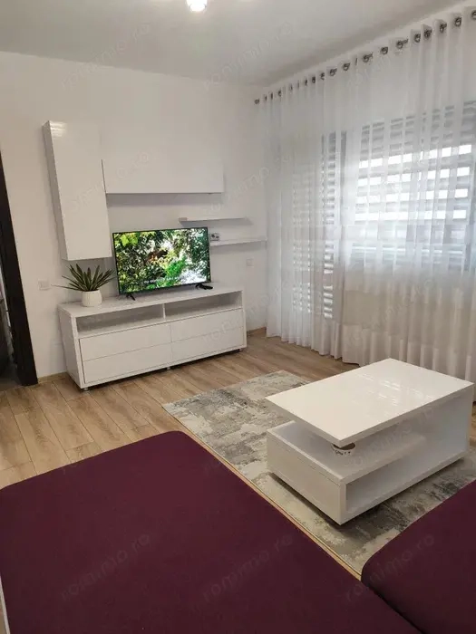 Apartament 2 camere, Frații Golești, Garaj