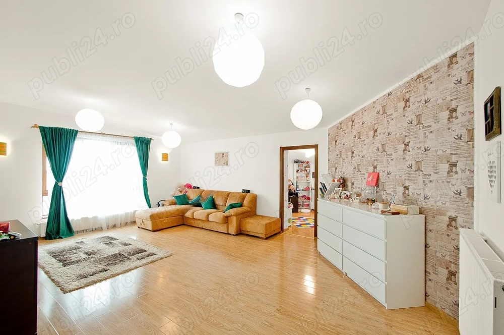 Vanzare apartament 3 camere, 135 mp, zona Arcasilor