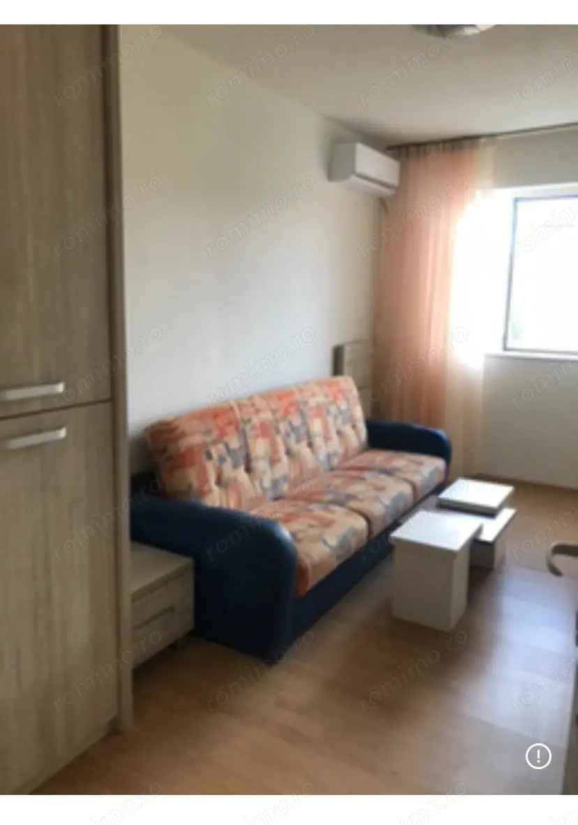 Garsonieră de vânzare Complexul Studențesc, etaj 4, 17 mp utili Garsonieră de vânzare Complexul Studențesc, etaj 4, 17 mp utili