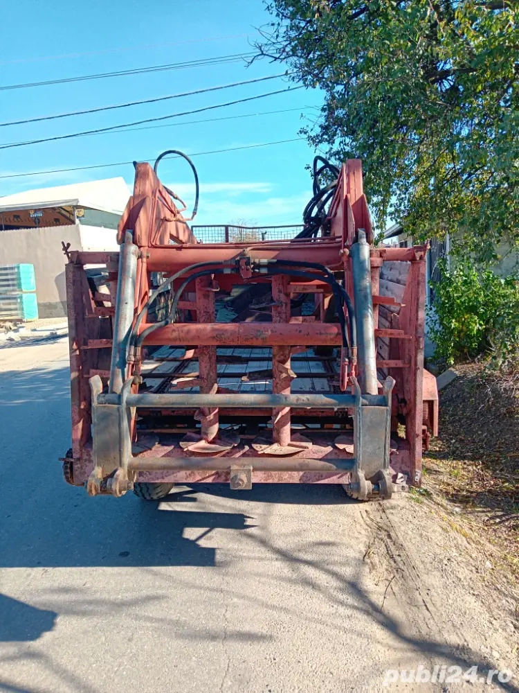 Vand incarcator + mig de imprastiat gunoi