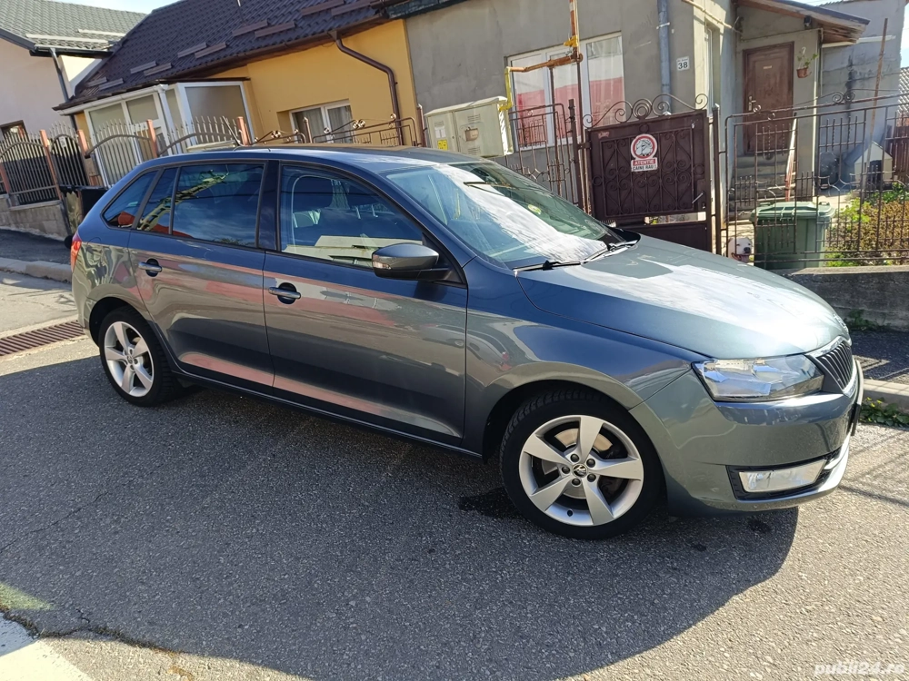 vând Skoda rapid 1.6 diesel 