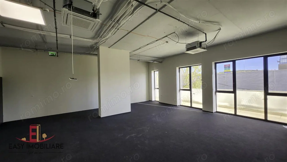 Spatiu comercial, birou, semicentral, 80 mp, cladire noua, parcare