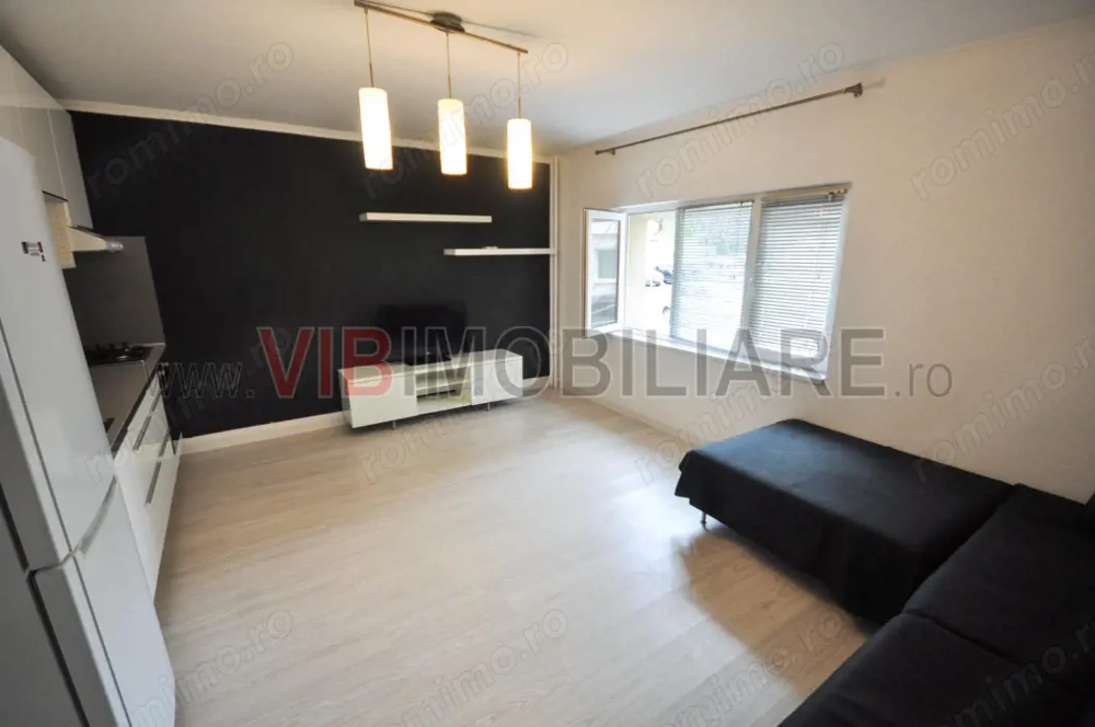Apartament 3 camere - zona Mall Vitan