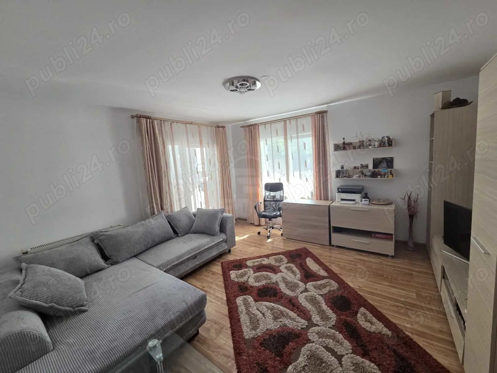 Pret corect! Apartament 2 camere decomandat, zona Eroilor Floresti
