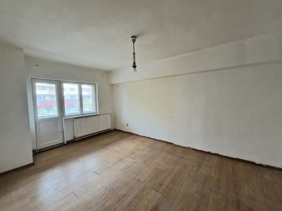 Apartament 2 camere, 57 mp, zona Hotel Europa