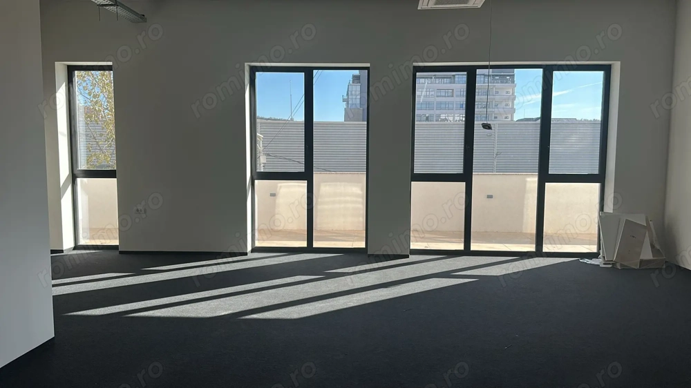 Semicentral - Inchiriere spatiu birouri/comercial - Str. Fabricii De Zahar