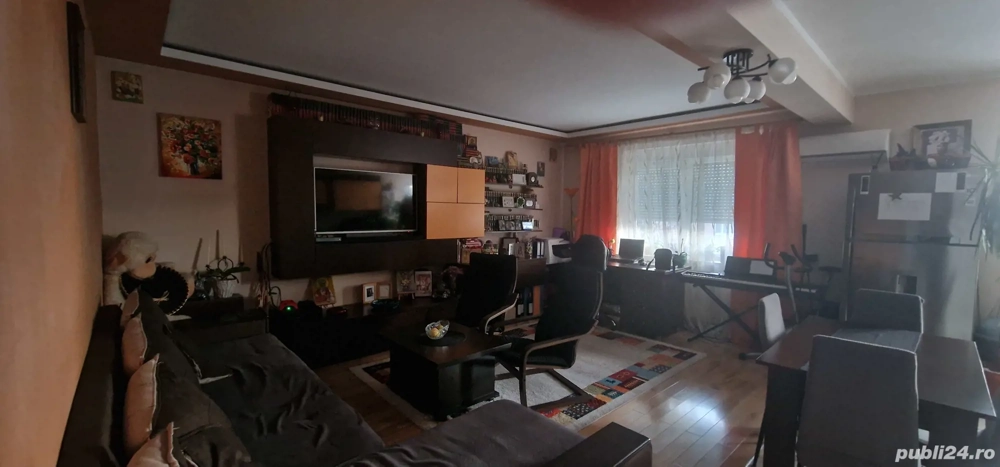 Apartament 3 camere zona Stadion 