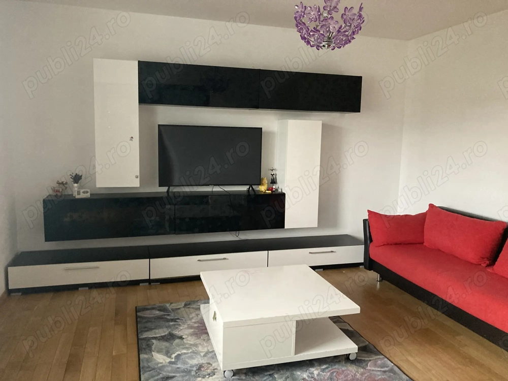 Închiriez apartament 3 camere