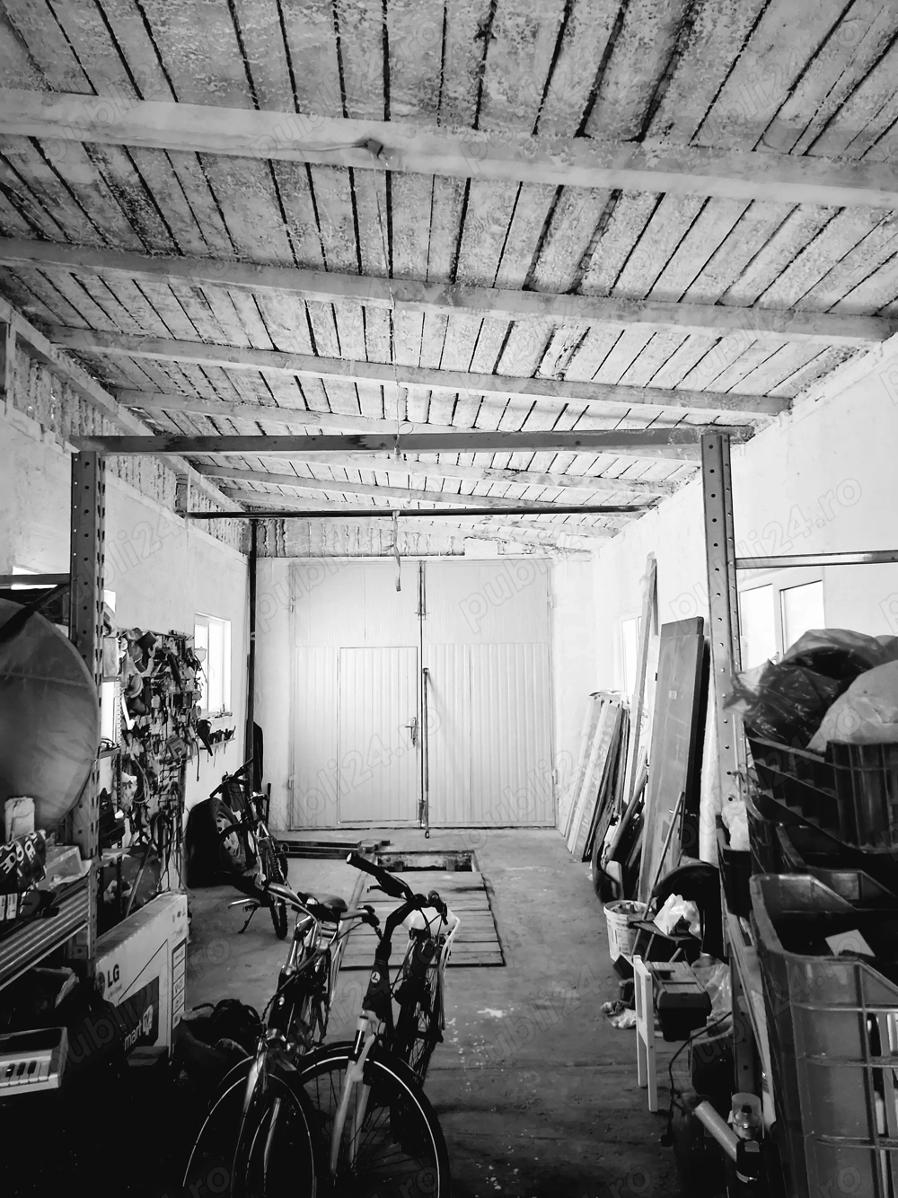 Inchiriez Spațiu   Garaj   Depozit-80mp Centru Suceava