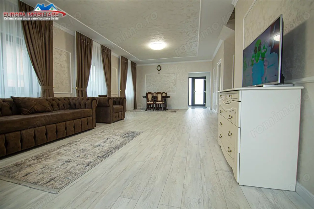 Casa de vanzare constructie noua