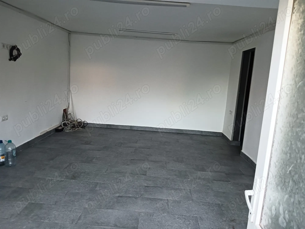 De închiriat spatiu comercial 