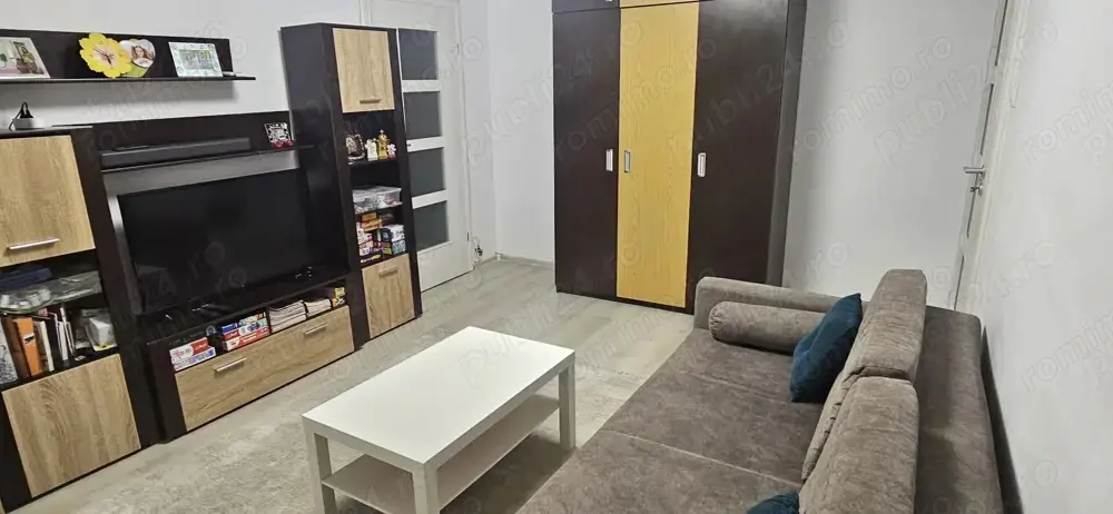  Proprietar   Vând apartament 2 camere, Calea Buziașului, Timișoara
