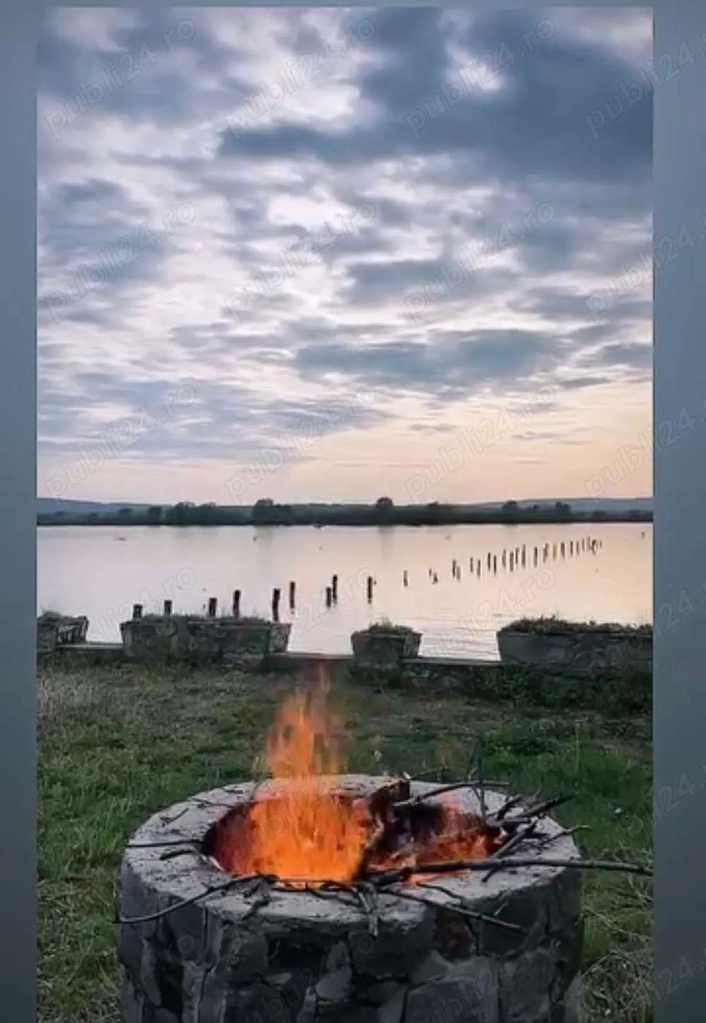 Vand teren intravilan cu iesire la Dunare , in Moldova Noua, jud CS