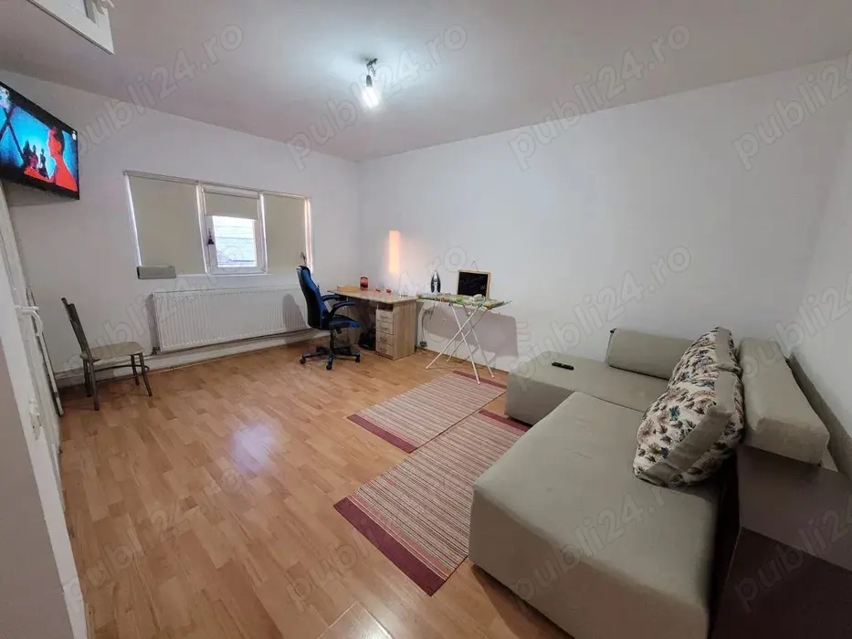 Garsoniera de vanzare zona  KM 4-5, MOBILATA UTILATA