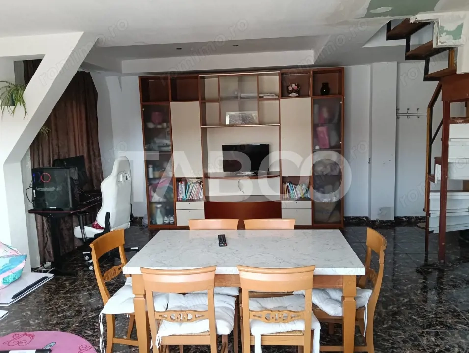 Apartament la prima afisare cu 3 camere 62 mpu  zona Valea Aurie Sibiu