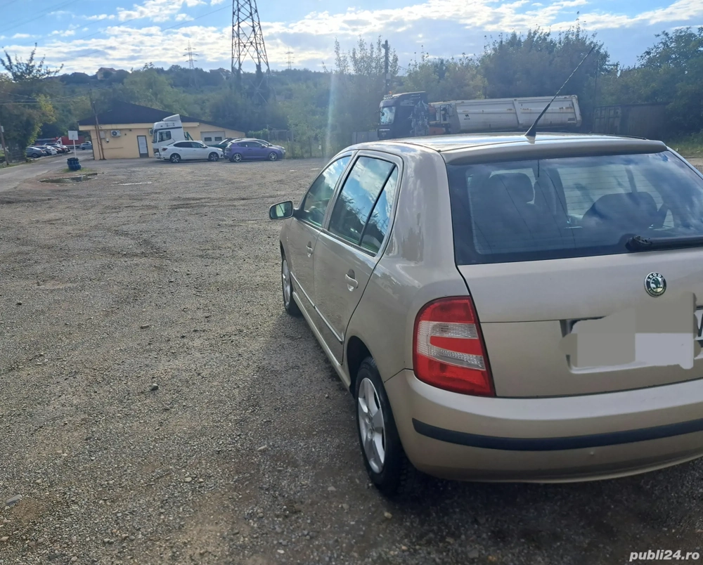 Vand Skoda Fabia 2006 1.4 benzina 