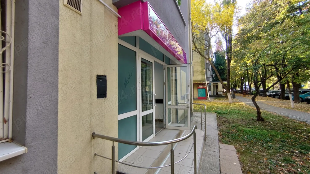 Inchiriez spatiu comercial in Slatina - Victoriei, 50mp parter
