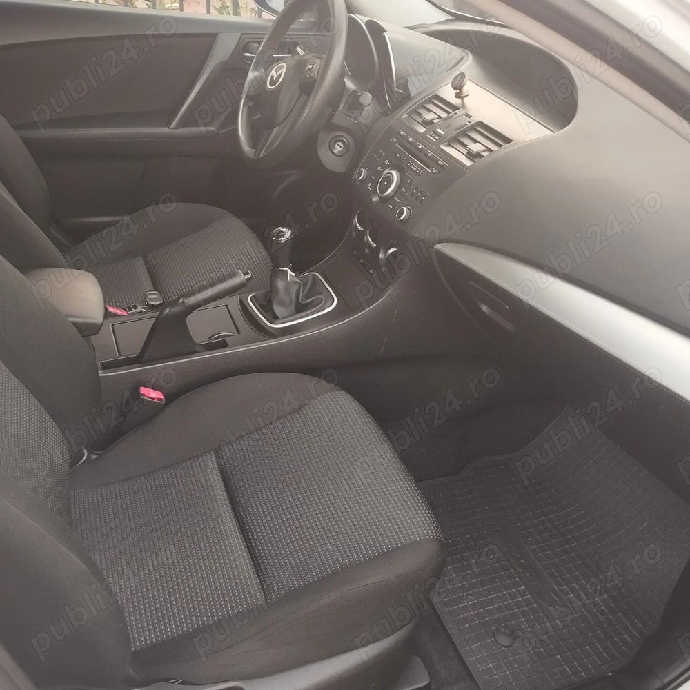Vând autoturism Mazda 3, , benzina, 1,6 l, euro 5, an 2013